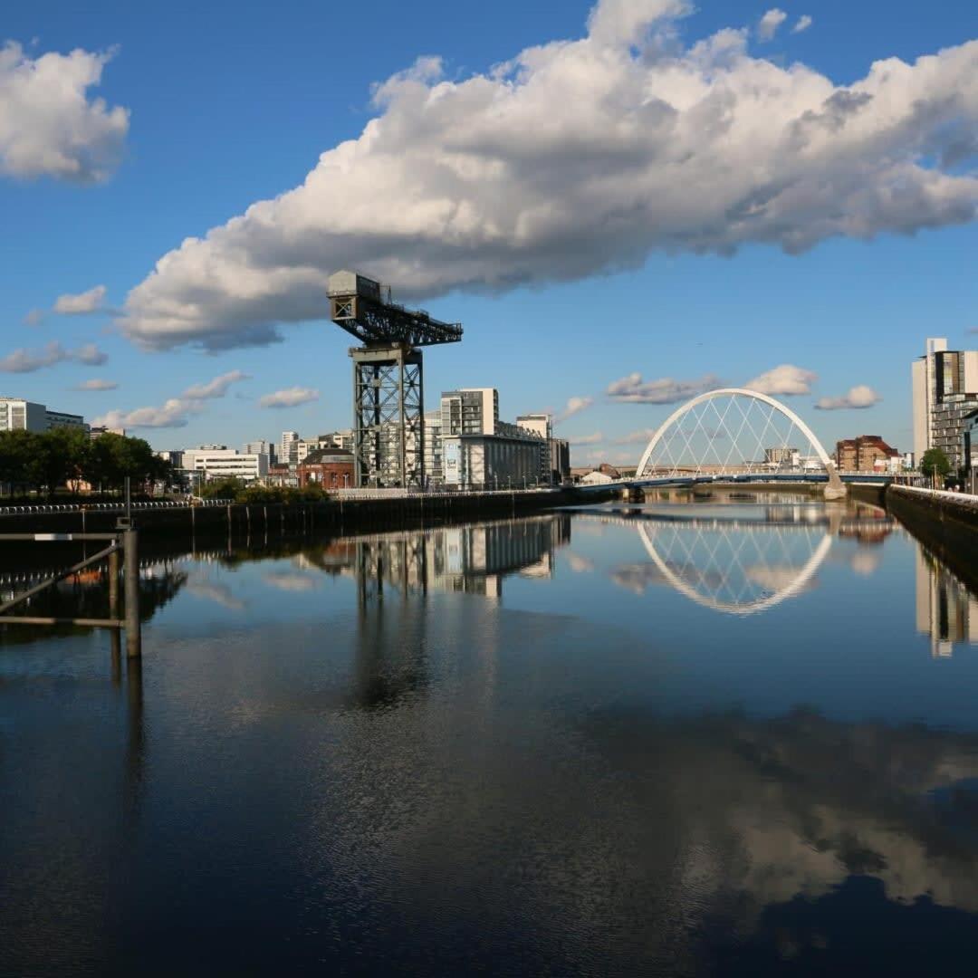 Cosy 1 Bed With Parking In City Centre Appartement Glasgow Buitenkant foto