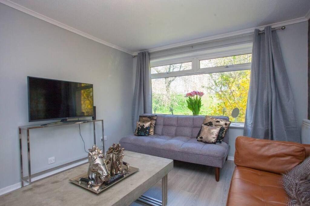 Cosy 1 Bed With Parking In City Centre Appartement Glasgow Buitenkant foto
